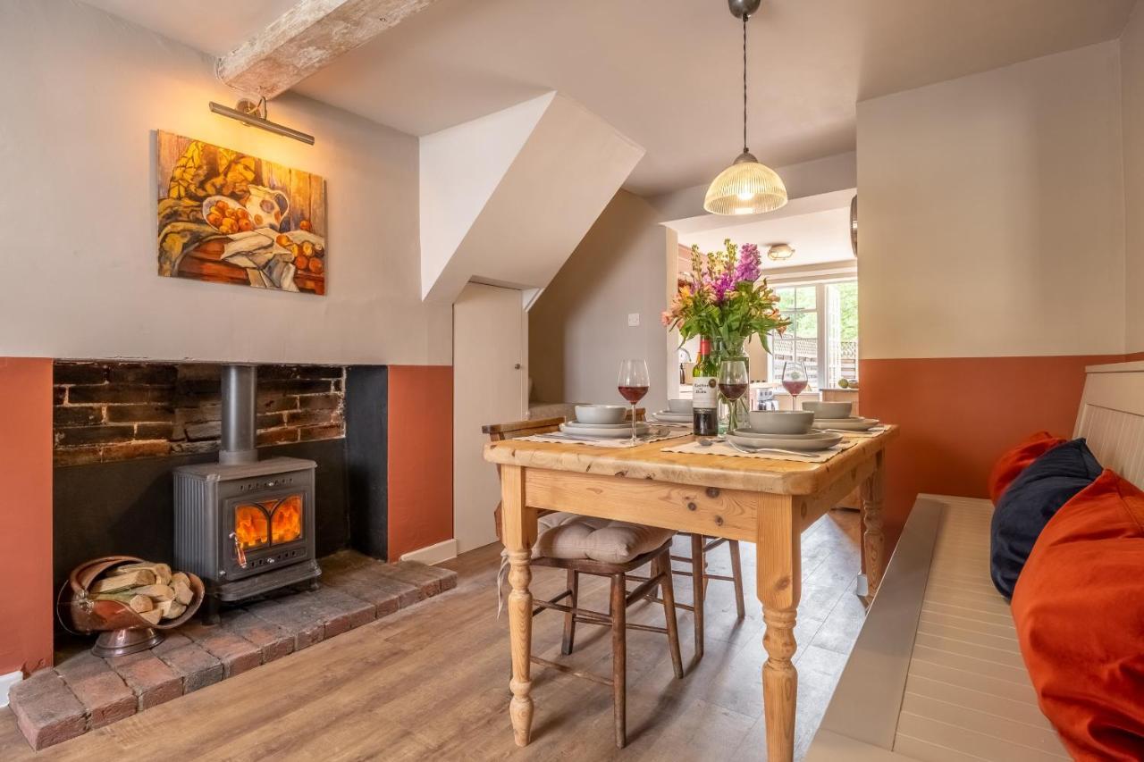 Heavenly 16Th Century Cottage In Pretty Rural Village - Swan'S Nest Boxford  Exterior foto